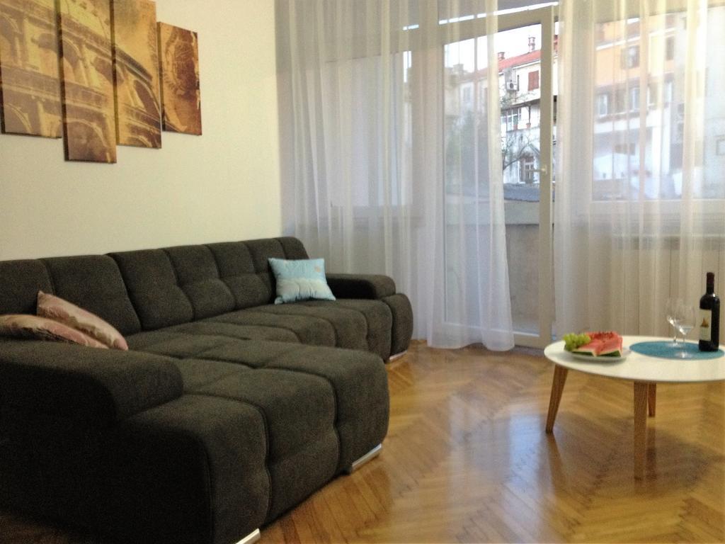 Arenacentar Apartments PUY Eksteriør bilde